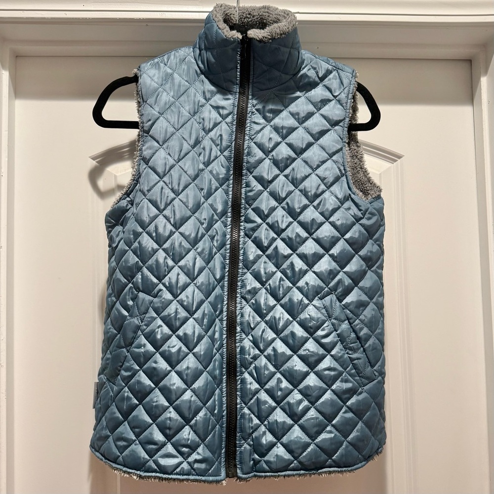 Simply Southern Reversible Sherpa Quilted Vest Blue Gray Womens Medium